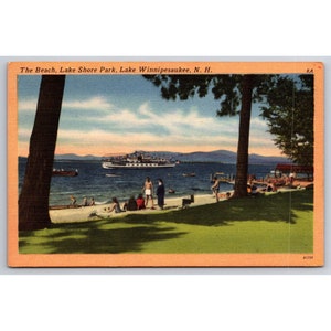 Postal Lago Winnipesaukee NH Lake Shore Park Beach c1930–1945 0716