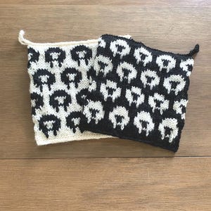 Sheep Potholder Knitting Pattern PDF | Double Thick Hot Pad | Beginner Friendly | Farmhouse Kitchen Knit