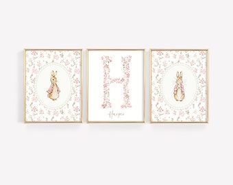 Beatrix Potter barnrumsdekor, personligt tryck med bebisnamn, väggkonst med Peter Kanin, blommig väggdekoration för barnrum, anpassad blommig barnrumsdekoration