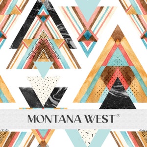 Pode incluir: Padrão geométrico abstrato com triângulos em tons de marrom, azul, rosa e preto. O padrão é repetido em toda a imagem. O texto "MONTANA WEST" está no centro da imagem.