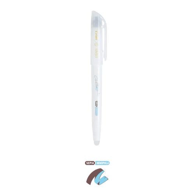 Peut inclure: Stylo correcteur blanc avec une &eacute;tiquette bleue et blanche indiquant "Frixion Clicker 0.5mm" et "Clear Light Blue".