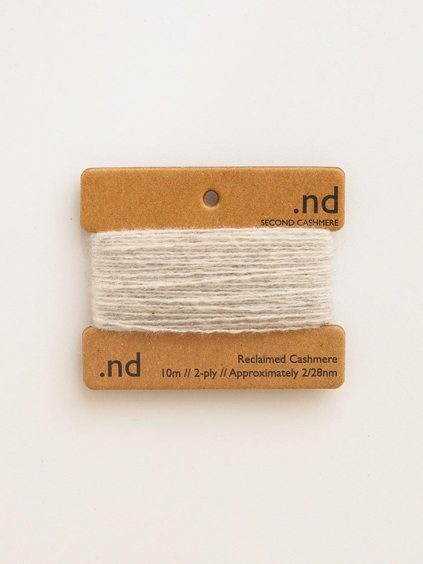 Reclaimed Cashmere Yarn | Light Grey