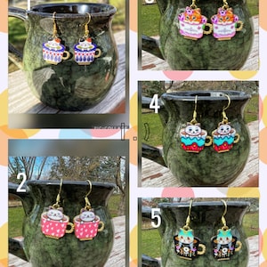 Kitty Earrings, Cat Earrings, Cute Earrings, Dangle Earrings, Cat Lover, Fun Earrings, Cat Jewelry, Kitty Jewelry