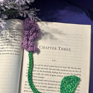 Handmade Crocheted Flower (Lavender) Bookmark