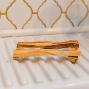 Palo Santo Soap Stand