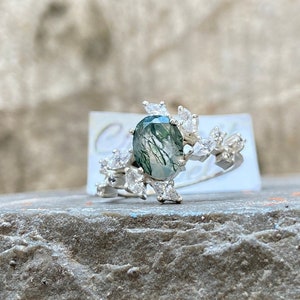 Vintage oval cut green moss agate engagement ring rose gold art deco cluster leaf nature inspired bridal promise wedding ring set women
