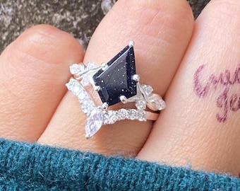 Women’s Nebula Wedding Ring, Blue Galaxy Sandstone Rings, Personalized Promise Ring for Her, Custom Engagement Ring, Bridal Ring Set of 2