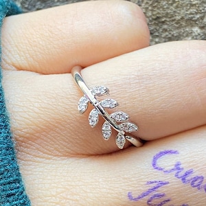 Elegant Leaf Ring 925 Sterling Silver Open Size Adjustable Minimalist Dainty Delicate Unique Gold Cuff Ring Friendship Jewelry Gift for Her