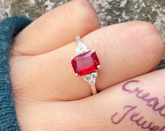 Vintage Garnet Ring Sterling Silver Ring Red Gemstone Engagement Ring Women Daily Design Ring Oval Cut Ring Gold Plated Ring for her mom