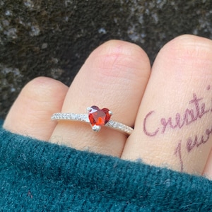Stunning Heart-Shaped Garnet Ring Elegant and Affordable Perfect for Romantic Gifts & Special Occasions Buy Now for Timeless Beauty for her