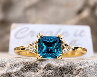 London Blue Topaz Ring, Deep Blue Gemstone, Gold Statement Ring, Cushion Cut, Vintage Engagement Jewelry, Anniversary Gift for Her