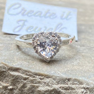 4-Prong Heart Cut Engagement Ring in 14k Solid Gold/ 1.5 CT Moissanite Engagement Rings/ Solitaire Moissanite Ring/ Gold Promise Ring