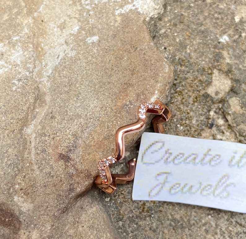 Minimalist Ring
Stackable Ring
Friendship Rings
Valentines Day Gifts
Constellation Ring
Wave Ring
Zig Zag Ring
Unique Ring
Modern Ring
Zig Zag
Band Rings
Stackable Band
Wave Band Create It Jewels