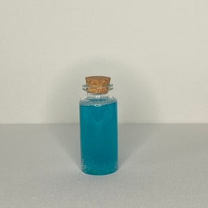 Small Potion Bottle (Aqua)