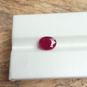 Top Quality Natural Red Ruby 2 Ct | Mozambique Unheated Untreated | Eye Clean Ruby | Ruby Cut | Deep Red Genuine Ruby | July Birthstone Oval