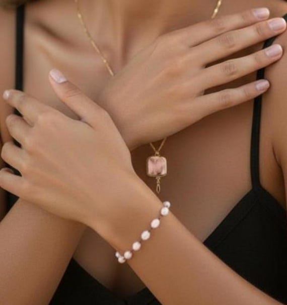 Light Pink Peruvian Opal Bracelet: Handmade Beaded Gemstone Jewelry for Everyday