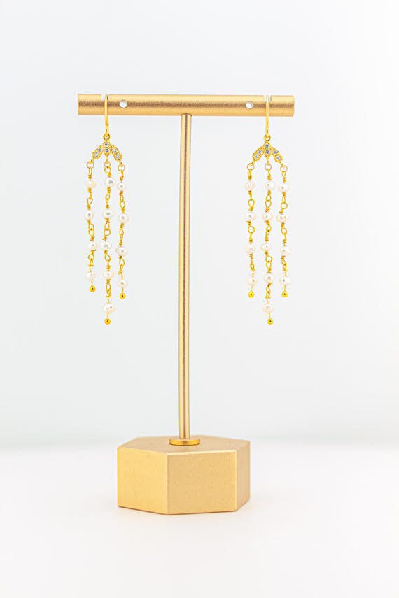 Chandelier Pearl Bridal Earrings- Vintage Boho Style Unique Wedding Jewelry for Bride