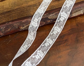 White French Val Insertion Lace 3/4" wide with Flowers and Scroll Heirloom Sewing Cotton Lace