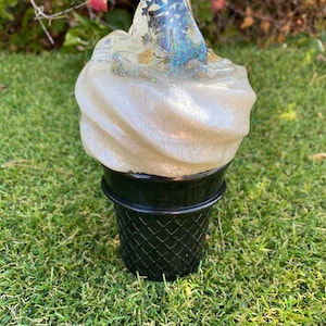Eistüte, Gläser mit Deckeln, Stash Glas, Aufbewahrungsbehälter, Harzglas, handgemachtes Harzglas, Schmuckglas, anpassbar, Geschenke, Eiscreme