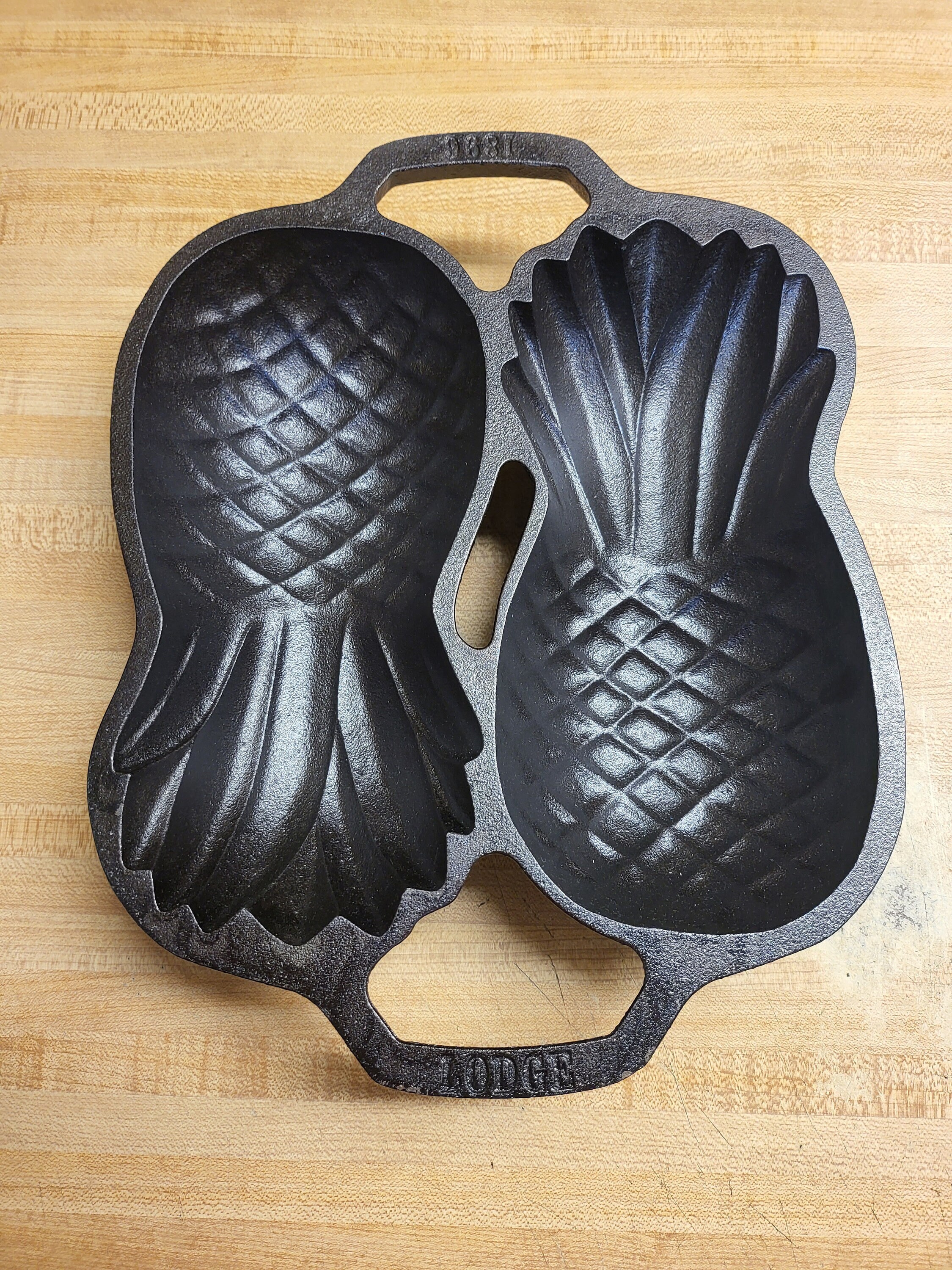 Rare Lodge USA 2P2 Cast Iron Pineapple Cake Pan Mold Etsy