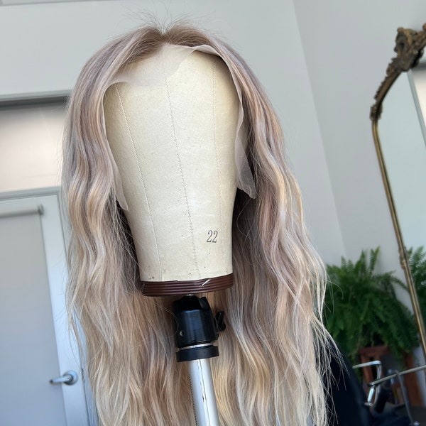 22 Zoll helle blonde Balayage Echthaarperücke