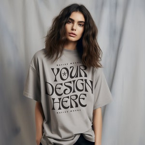 Gildan 5000 Gravel Grey Maqueta de camiseta, Maqueta de camiseta de moda, Camisa de gran tamaño, Maqueta de modelo