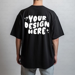 Mockup vista posteriore T-shirt nera AS Colour 5080, modello maschile Mockup lato posteriore per maglietta oversize, Mockup AS Colour 5080, mockup maglietta Box Fit
