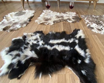 Natural Goat Fur Rug: Rustic Farmhouse Fireplace Accent
