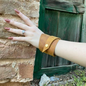 Handmade Rustic Leather Cuff Bracelet: Bohemian Wide Wristband