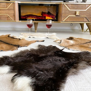 Handcrafted Genuine Goat Fur Rugs, Natural Goat Skin Rug, Christmas  Gift, Sheep Skin Rug, Goat Hide Rug, Luxury Fur Rug, Housewarming Gift
