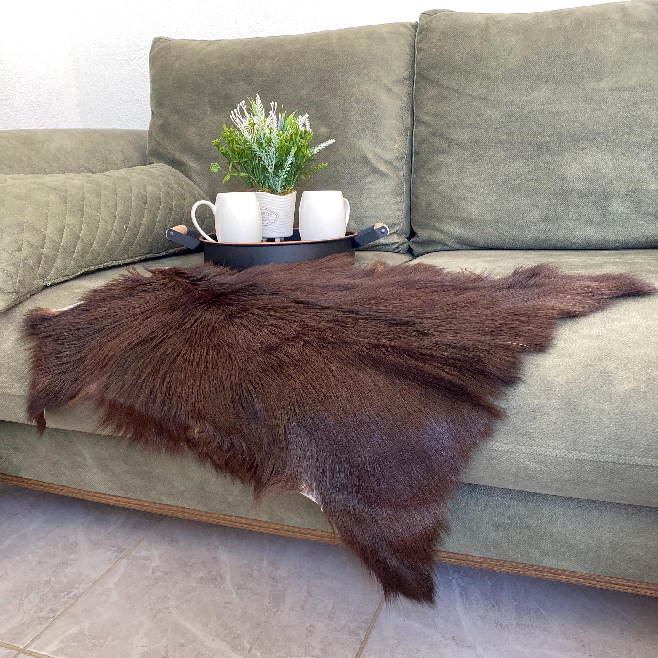 Tapis En Peau De Chèvre Marron – Luxe, Authentique, Anti-dérapant – Celestial Leather
