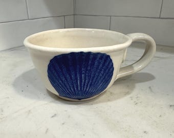 Taza para sopa de vieiras de Chatham Pottery