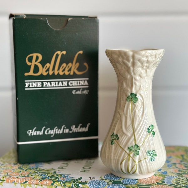 Vintage Irish Belleek Toy Spill Vase from The Daisy Collection Fine Parian China Hand Crafted in Ireland with Original Box