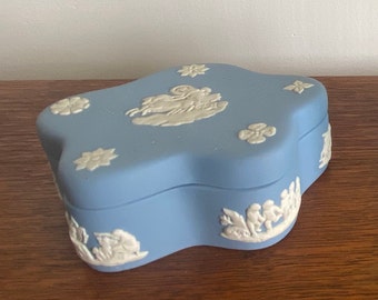 Vintage Wedgwood Jasperware Trinket Box – Blue and White, Aurora Design