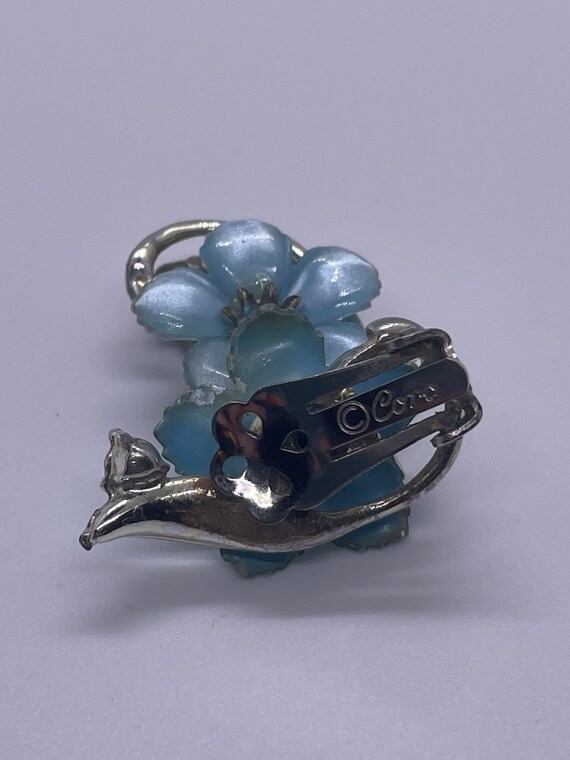 Vintage Coro Blue Flower Clip-on Earrings - image 3