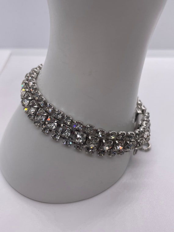 Beautiful Vintage Rhinestone Bracelet (silver) - image 3