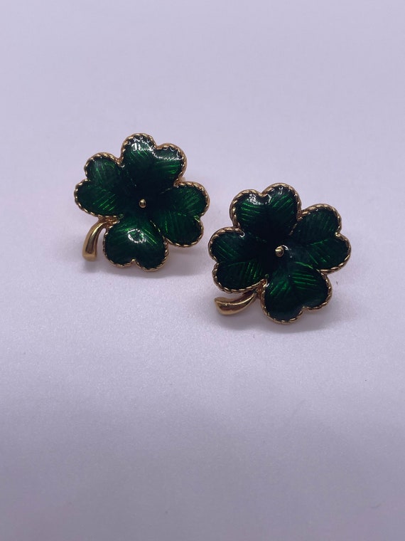 Vintage Avon Four Leaf Clover Earrings (green and… - image 2