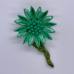 Vintage Green Flower Brooch