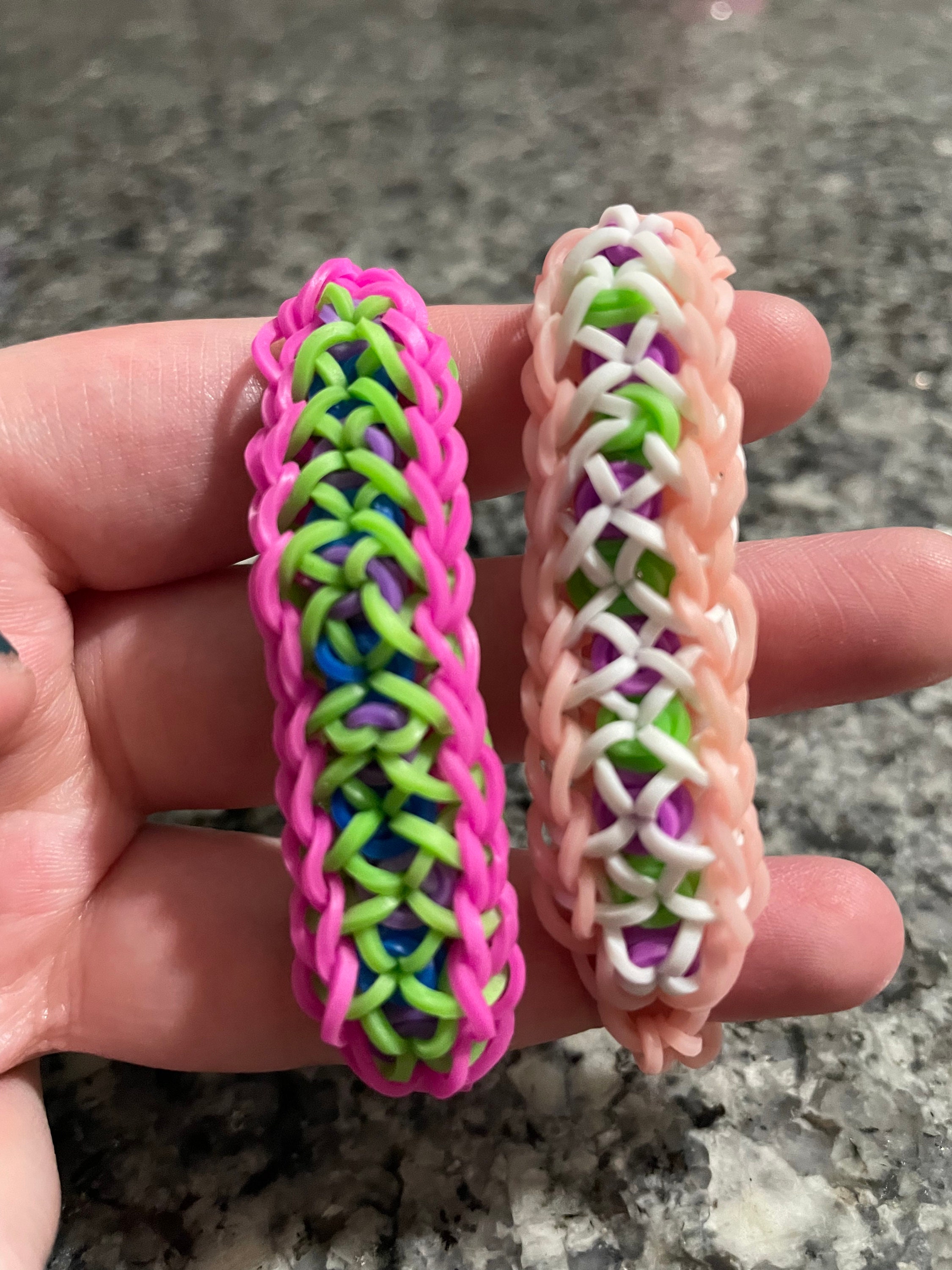 Rainbow Loom® Confetti Criss-Cross Bracelet 