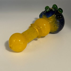 Glass pipe yellow & blue frit work (6 inches)