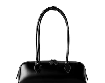 The Bessette Baguette - Minimalist Genuine Leather Handbag
