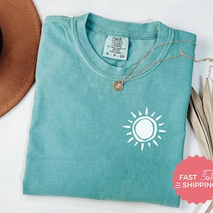 T-shirts soleil Comfort Colors®, soleil minimaliste, t-shirts soleil, soleil dessiné à la main, t-shirt graphique soleil, cadeau pour les amoureux du soleil, t-shirts tendance