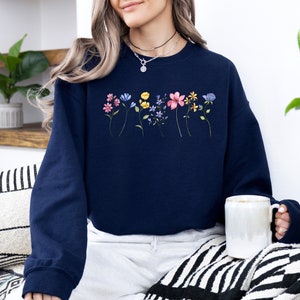Wildflowers Sweatshirt, Wildflowers Shirt, Botanical Sweater, Floral Nature Sweatshirt, Garden Lover Shirt