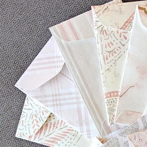 Diverse roze enveloppen met patroon | 3 maten | 7 van elke maat ||    :LCM*