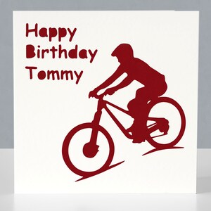 Carte d'anniversaire VTT personnalisée pour lui - Carte de voeux cycliste Papercut image 4