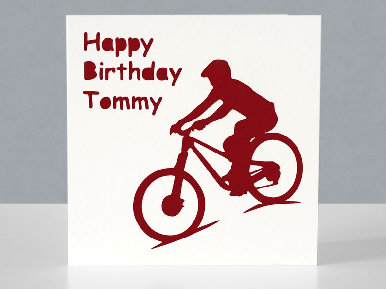 Carte d'anniversaire VTT personnalisée pour lui - Carte de voeux cycliste Papercut image 4