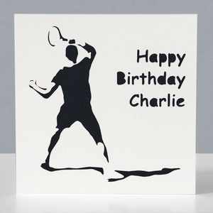 Carte d'anniversaire de tennis personnalisée pour joueur ou fan de tennis - Carte de voeux découpée en papier image 2