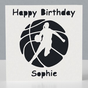 Carte d'anniversaire personnalisée pour fan de basket-ball - Carte de voeux en papier découpé pour basketteur image 2