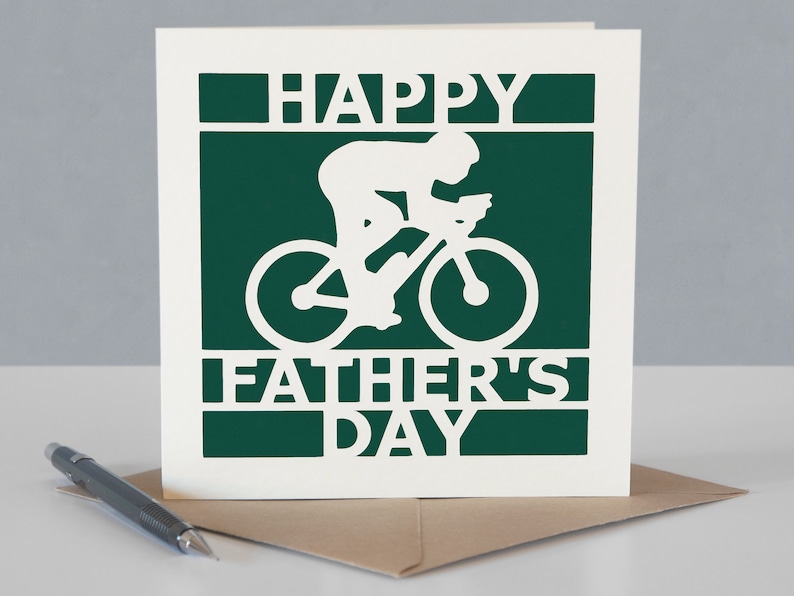Carte de fête des pères pour un cycliste - papa fan de cyclisme - conception Papercut image 5