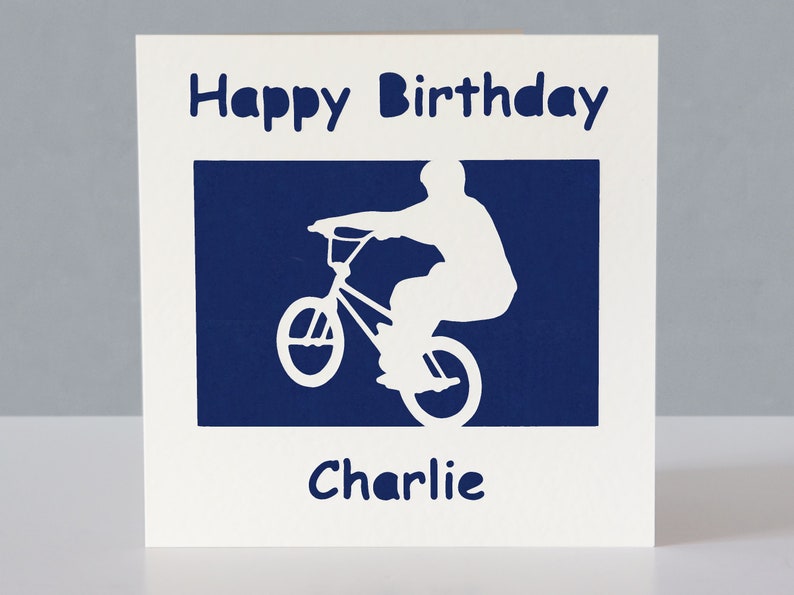 Carte d'anniversaire personnalisée pour fan de vélo BMX image 3